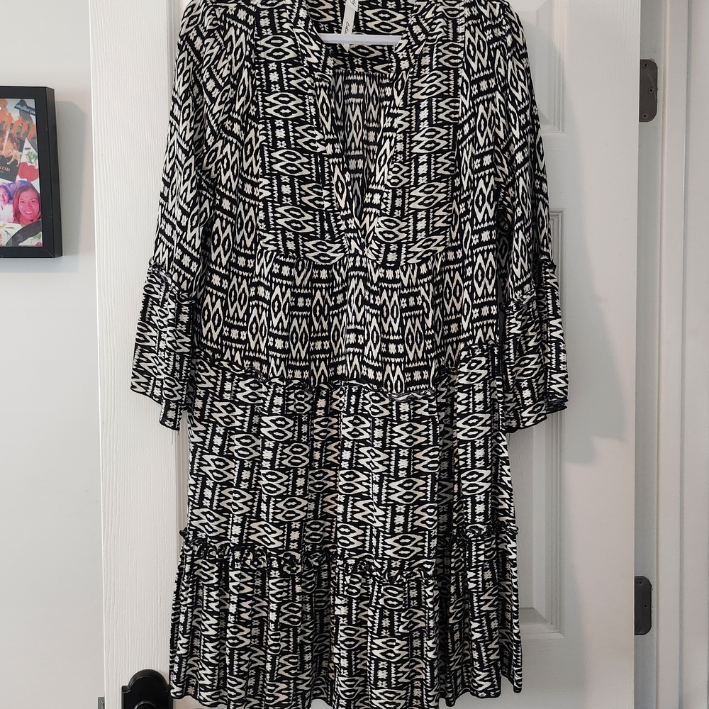 NY Collection Monochrome Geometric Long Sleeve Dress